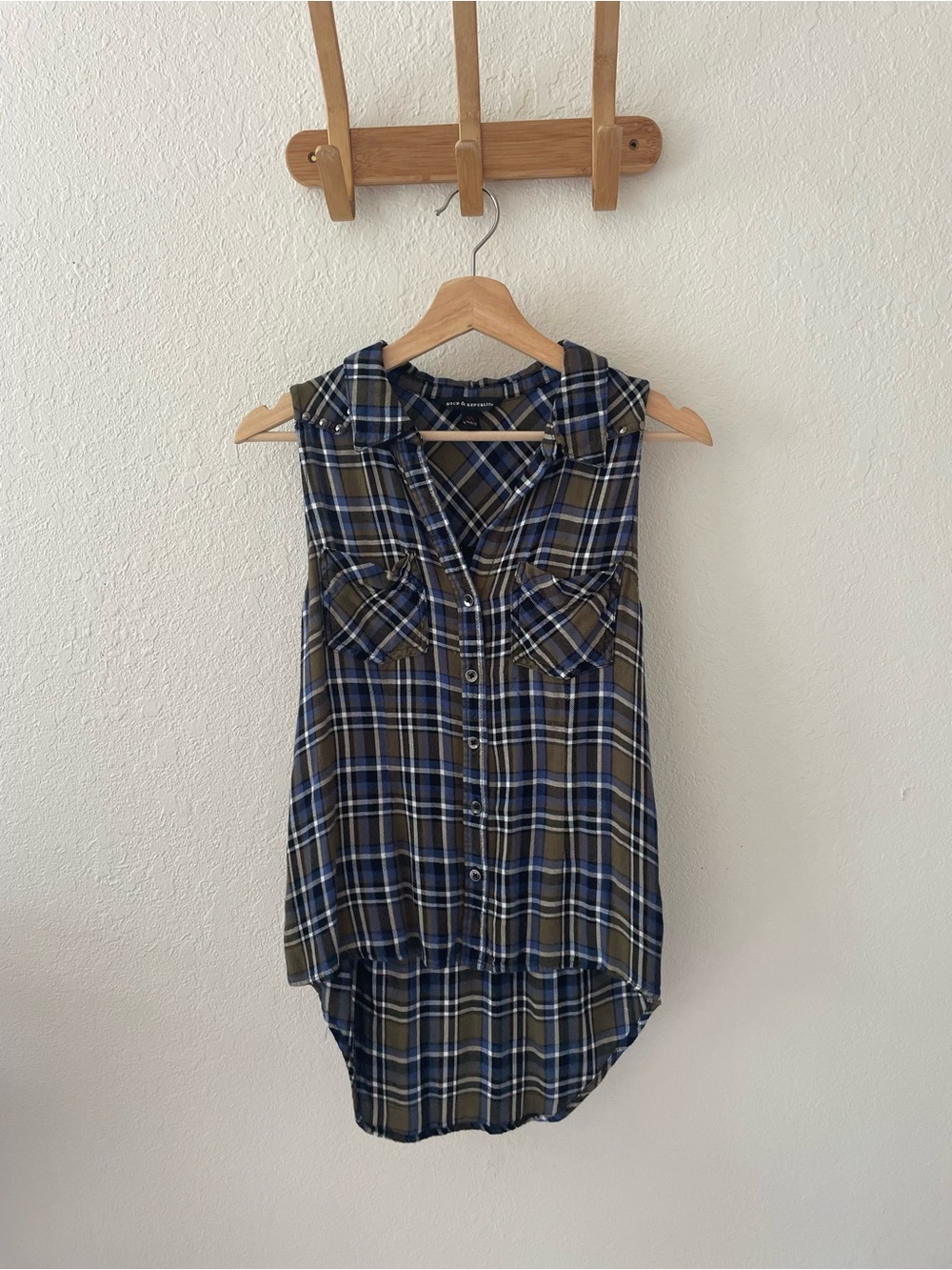 Rock & Republic Sleeveless Studded Plaid Gingham Button Down High Low Tank SZ XS
